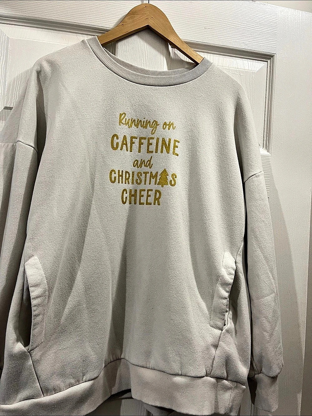 Zenana Graphic Pullover Sweatshirt in Gray Large Like New